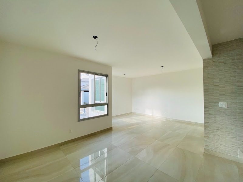 Casa em Condominio à venda no Centro: 