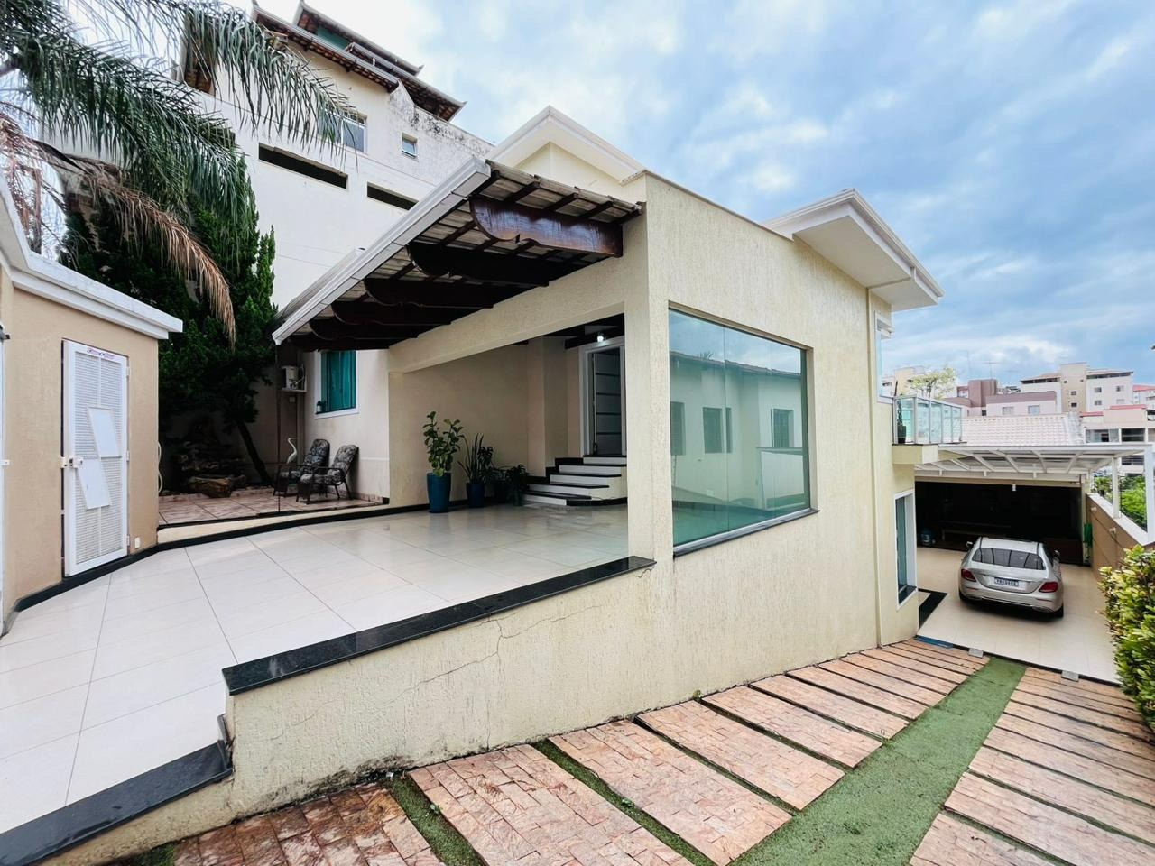 Casa à venda no Jardim Riacho das Pedras: 