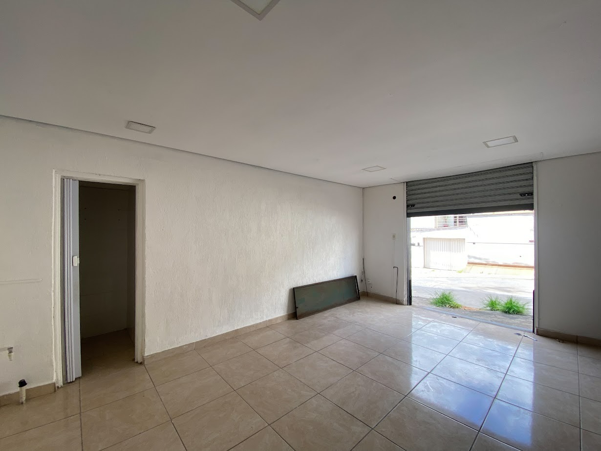 Loja para aluguel no Santa Cruz Industrial: 