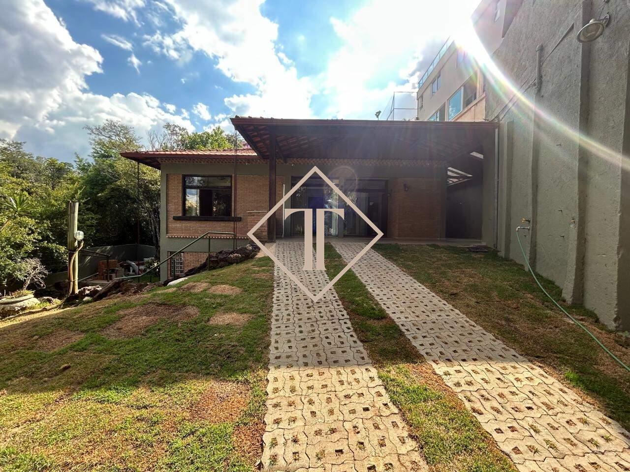 Casa à venda no Ville de Montagne: 