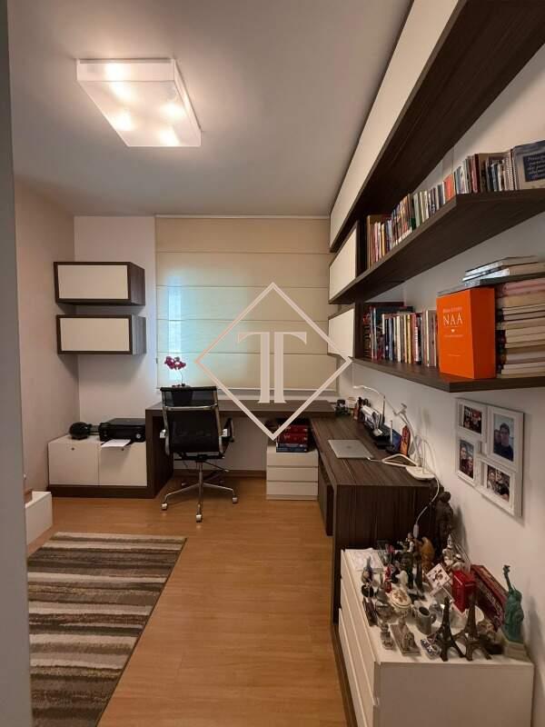 Apartamento à venda no Vila da Serra: 