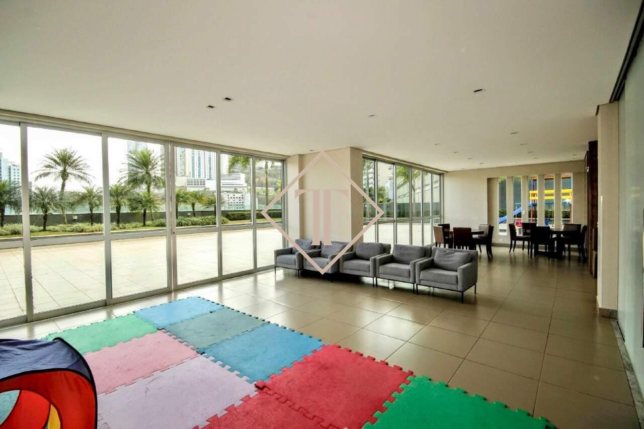 Apartamento à venda no Vale do Sereno: 