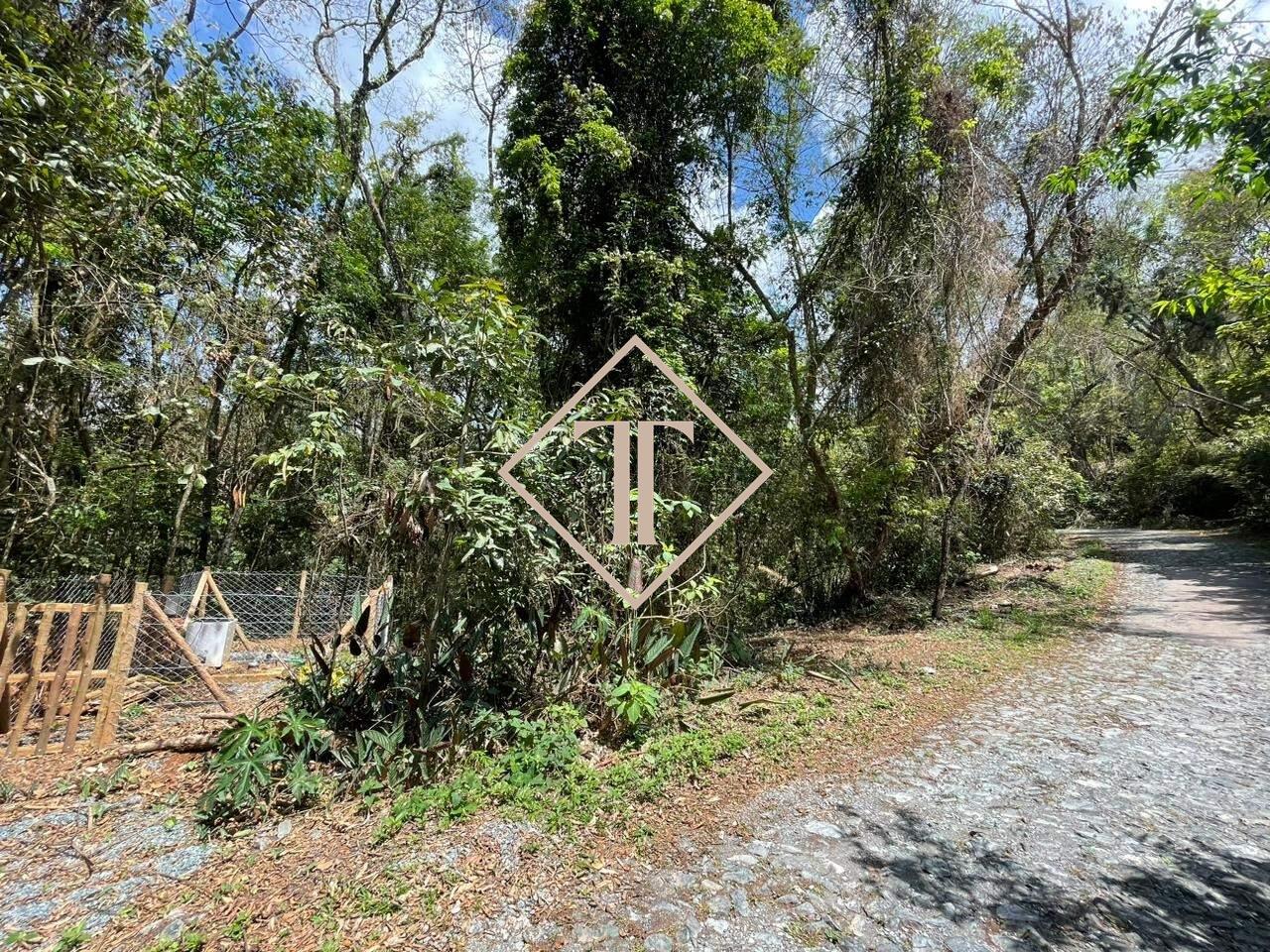 Lote em condomínio à venda no Jardins de Petrópolis: 