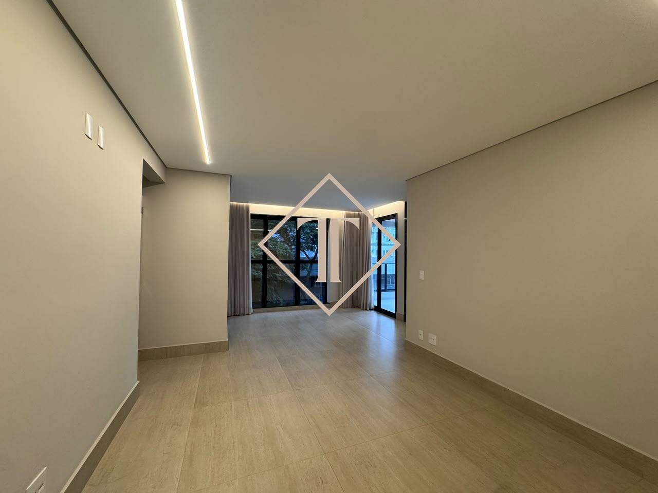 Apartamento 3 quartos em Carmo