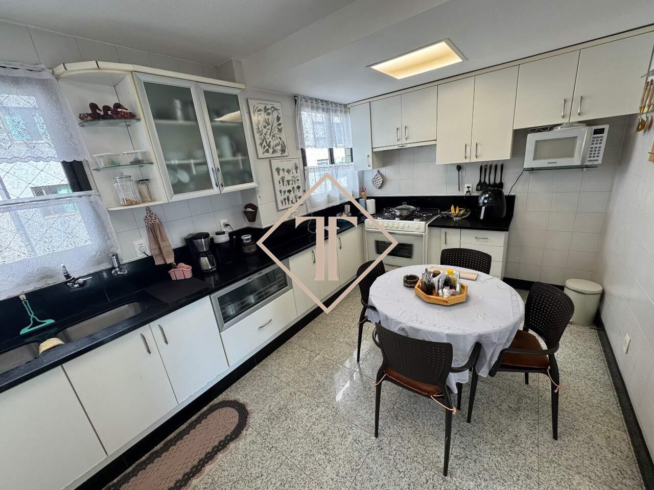 Cobertura à venda no Sion: 