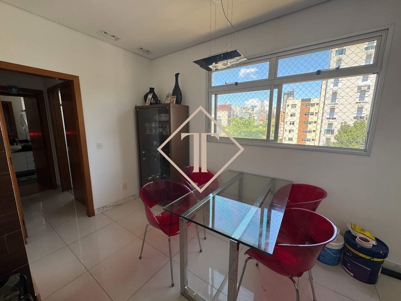 Apartamento à venda no Santo Antônio: 