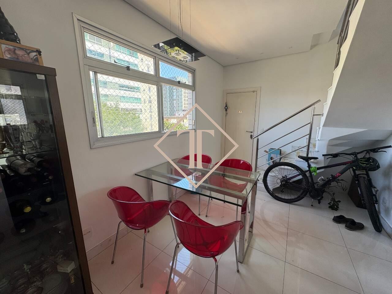 Apartamento à venda no Santo Antônio: 
