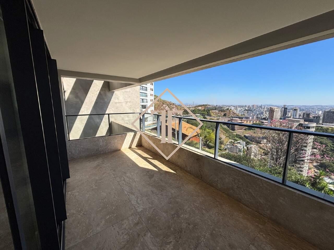 Apartamento à venda no Santa Lúcia: 