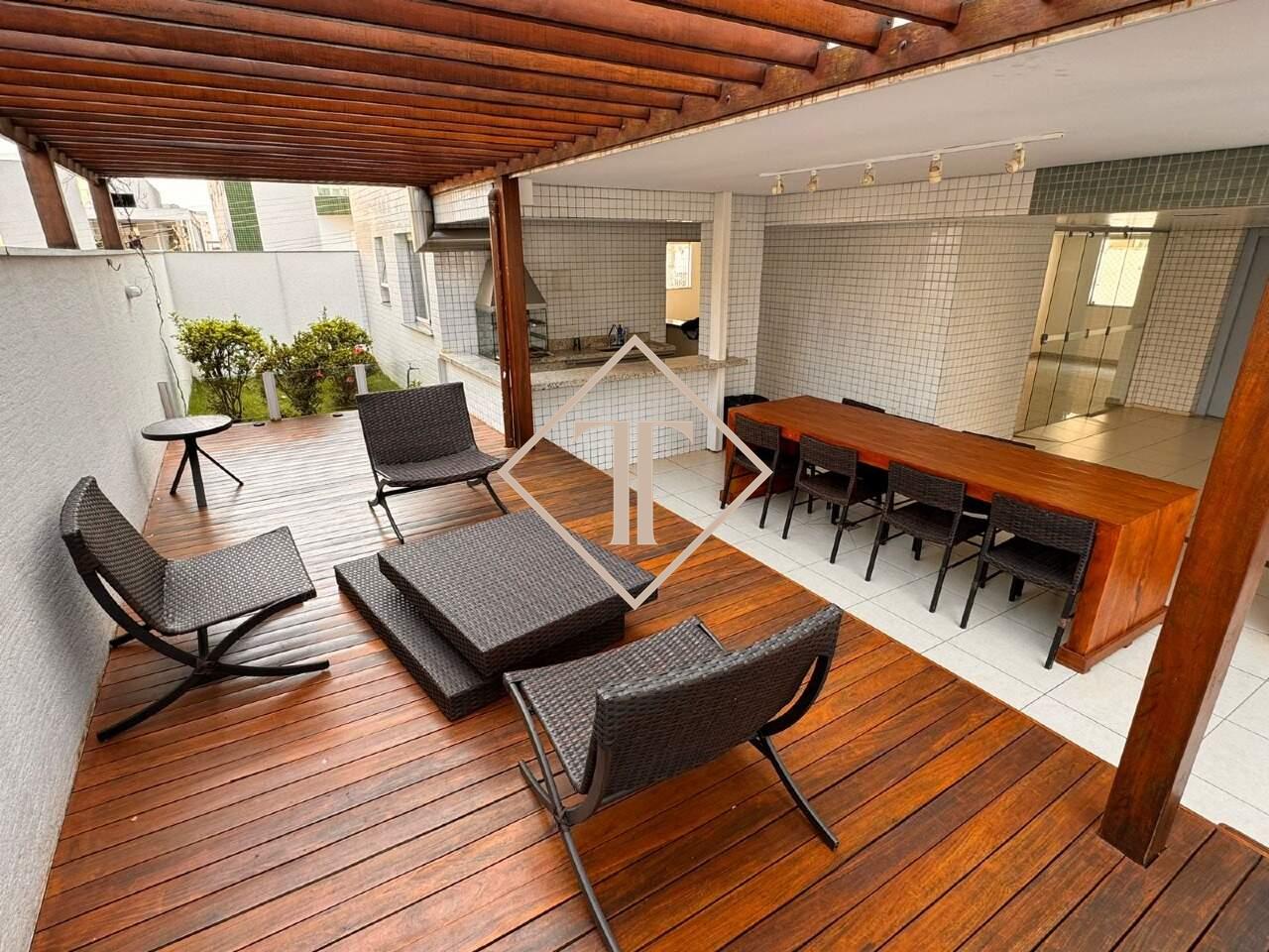 Cobertura à venda no Sagrada Família: 