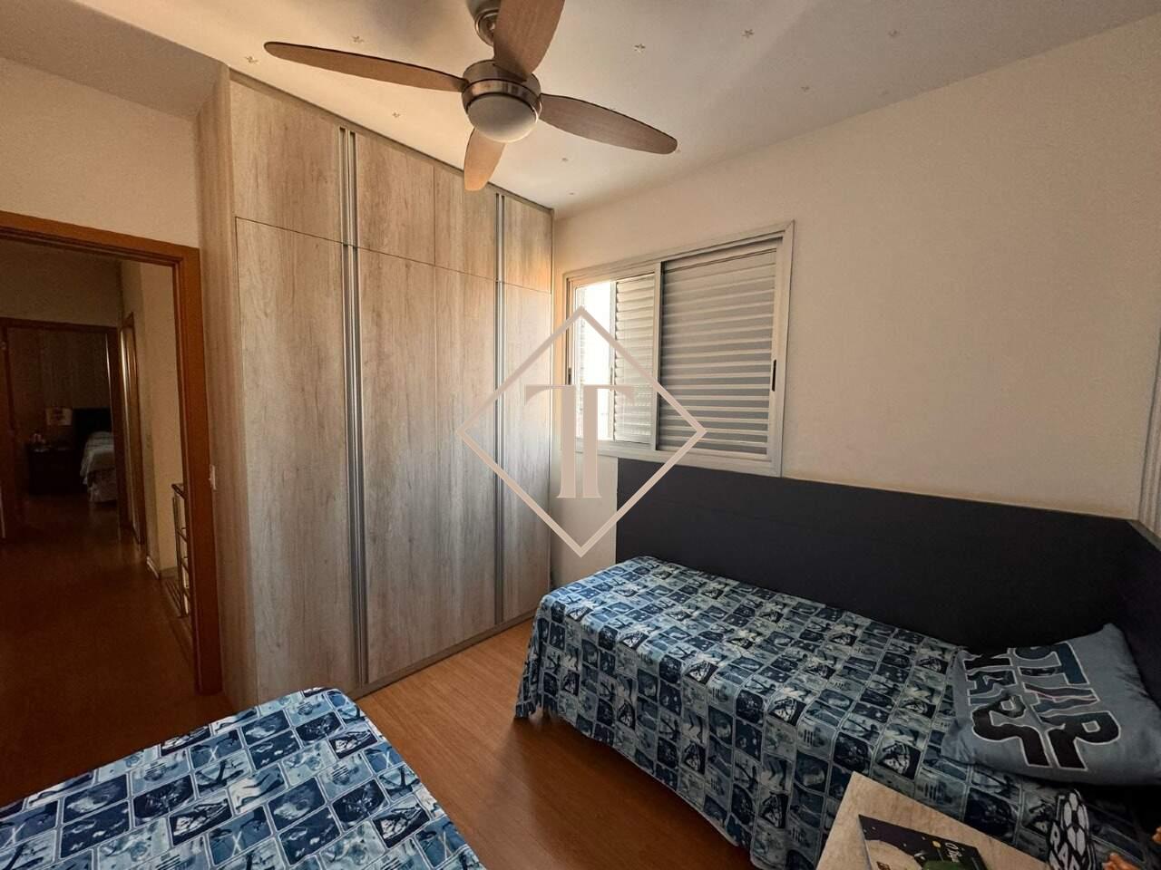 Cobertura à venda no Sagrada Família: 