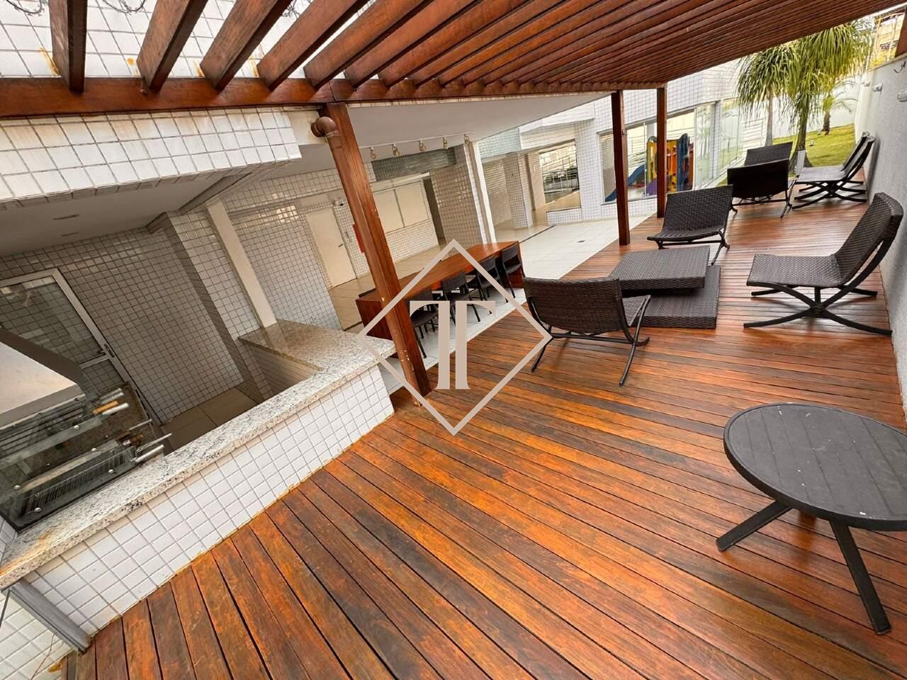 Cobertura à venda no Sagrada Família: 