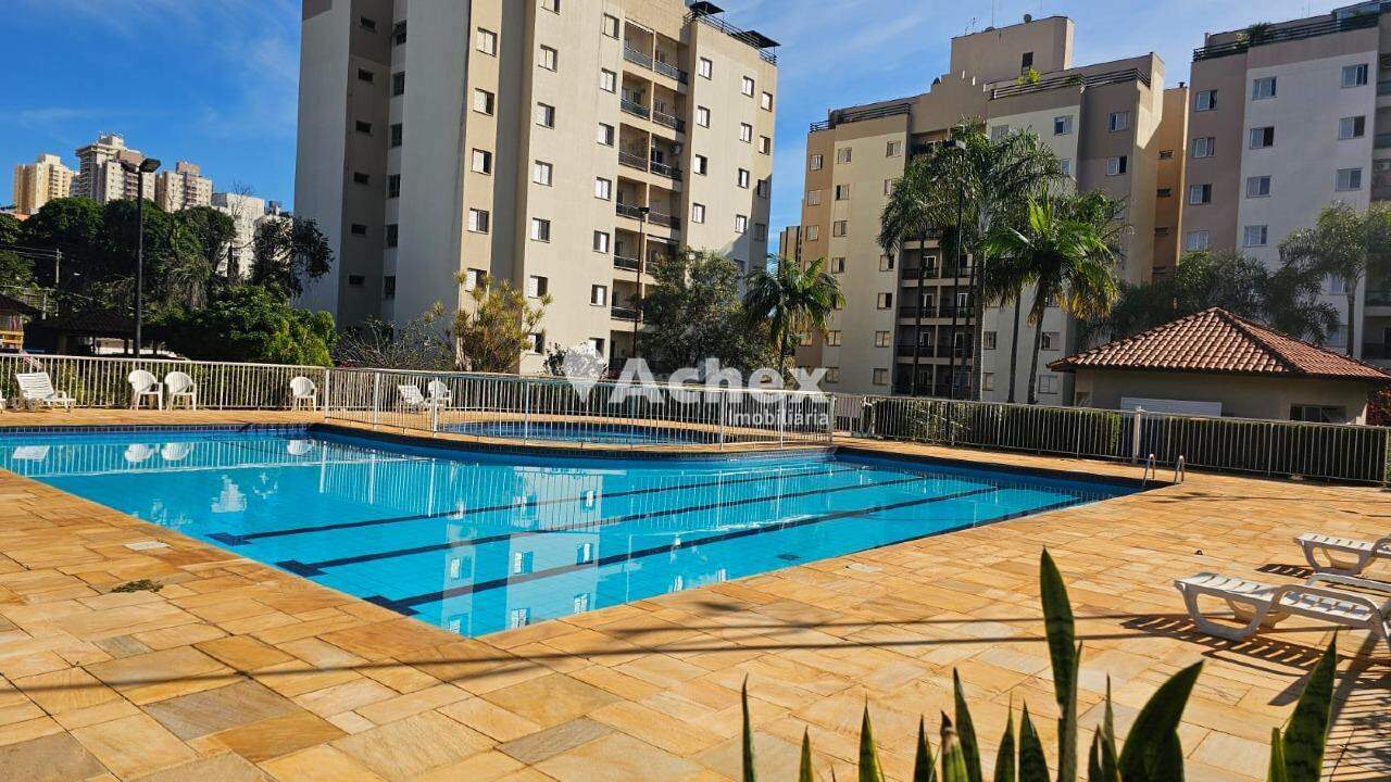 Apartamento para alugar com 3 quartos, 90m² - Foto 1