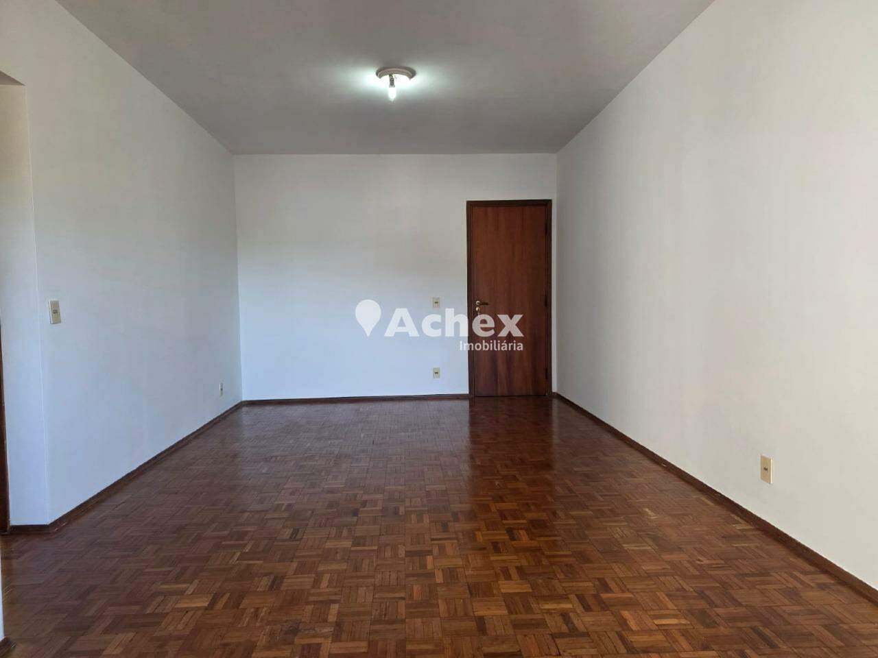 Apartamento para alugar com 3 quartos, 90m² - Foto 2