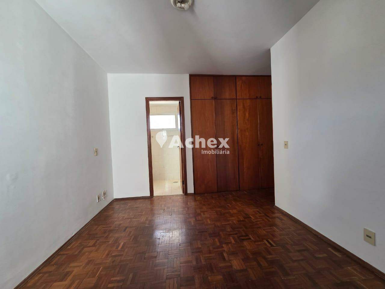 Apartamento para alugar com 3 quartos, 90m² - Foto 4