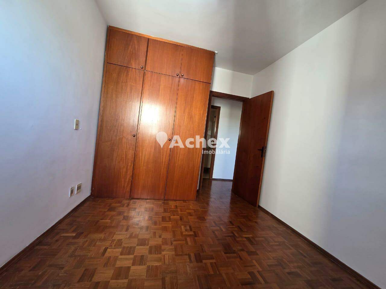 Apartamento para alugar com 3 quartos, 90m² - Foto 3