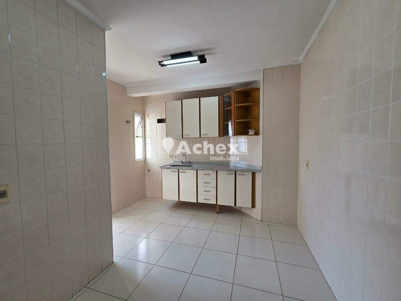 Apartamento para alugar com 3 quartos, 90m² - Foto 9