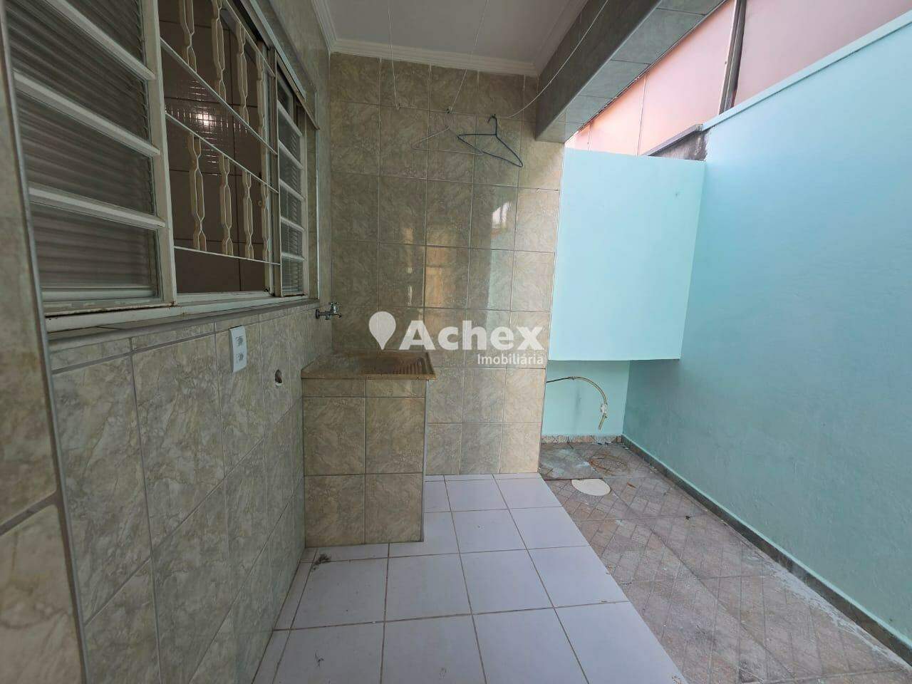 Casa para alugar com 2 quartos, 70m² - Foto 17