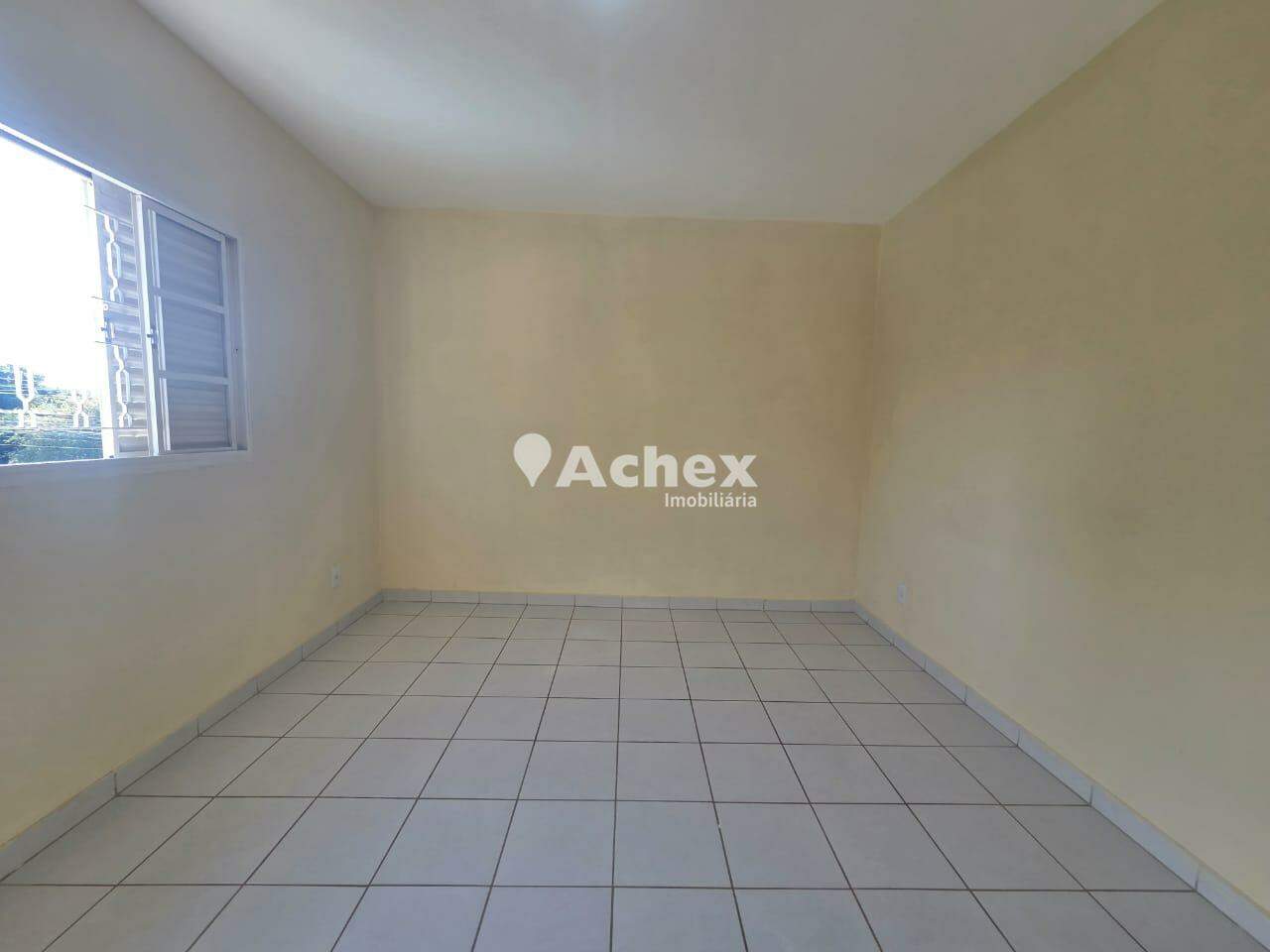 Casa para alugar com 2 quartos, 70m² - Foto 11