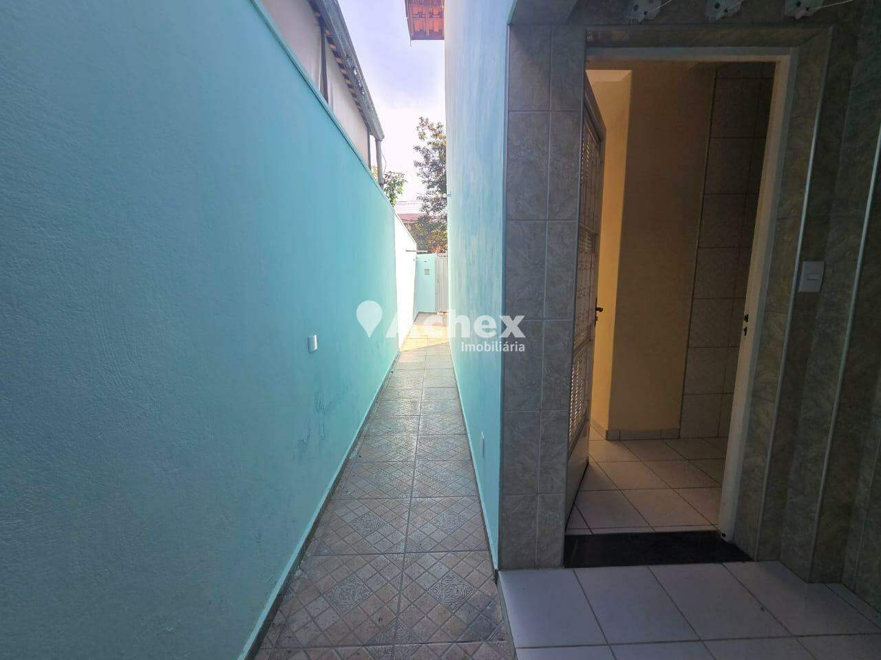 Casa para alugar com 2 quartos, 70m² - Foto 3