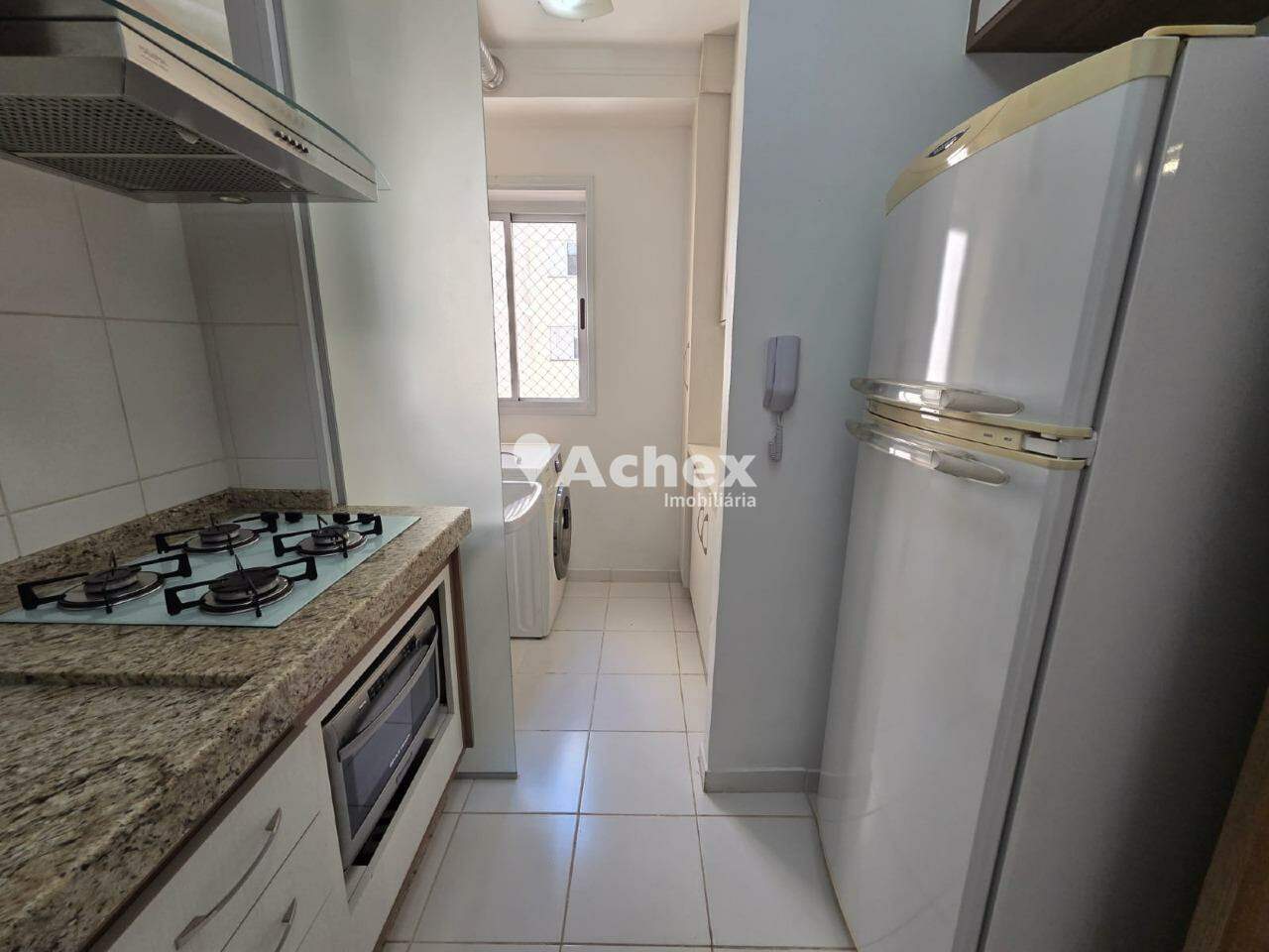 Apartamento para alugar com 3 quartos, 76m² - Foto 3