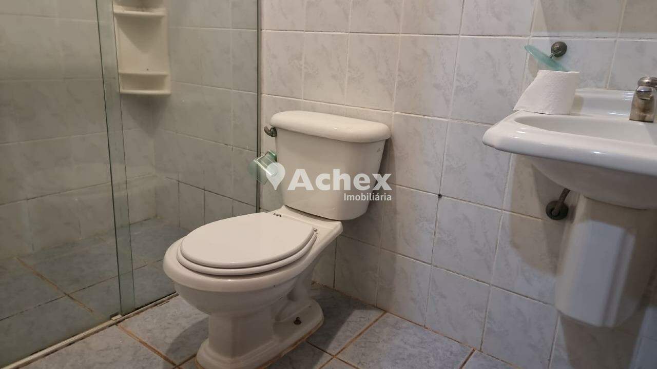 Casa, 3 quartos, 240 m² - Foto 13