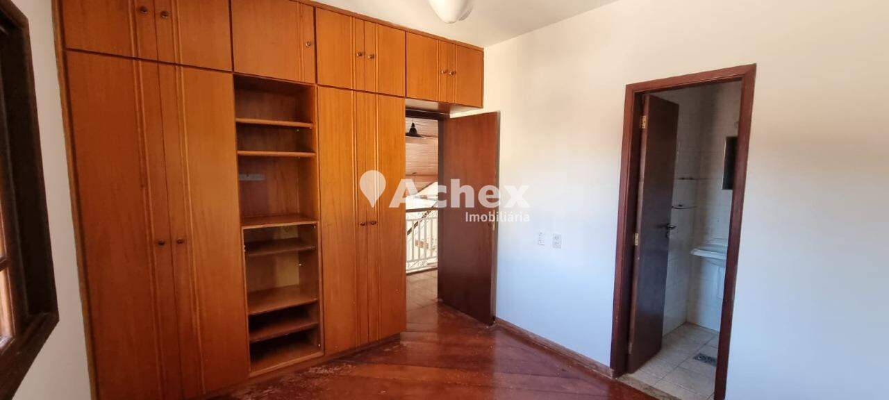 Casa, 3 quartos, 240 m² - Foto 11