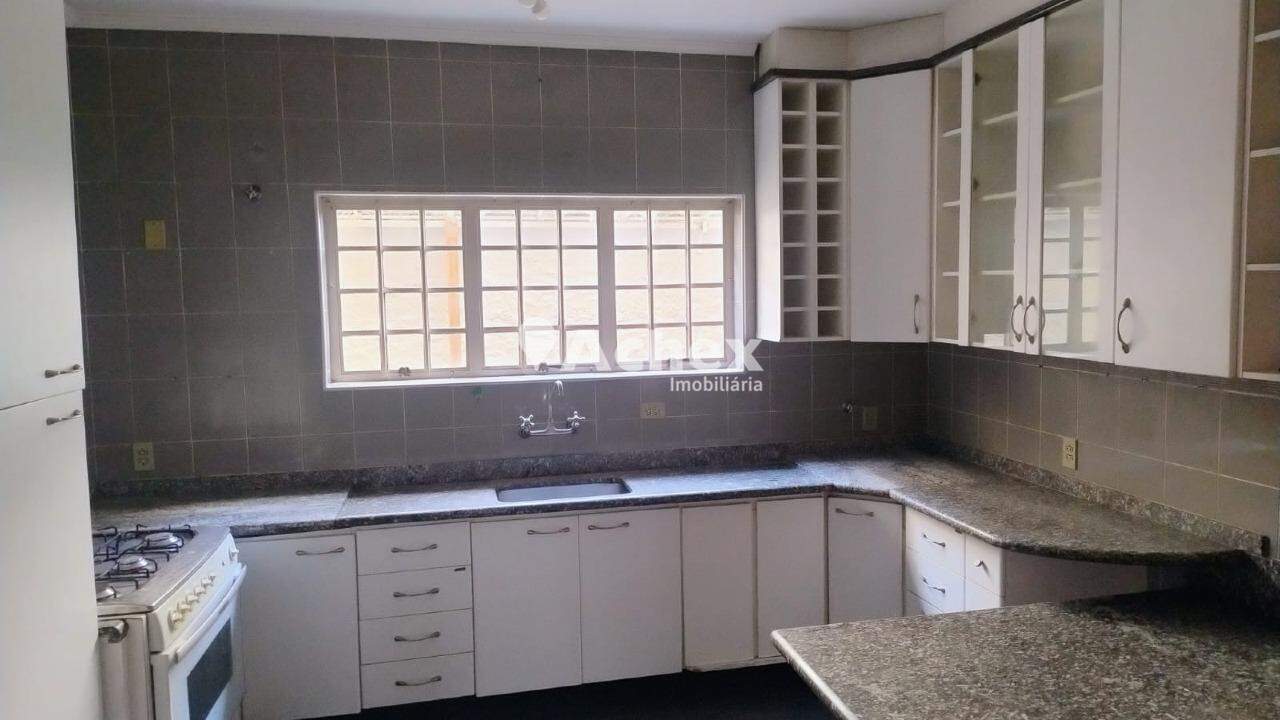 Casa, 4 quartos, 180 m² - Foto 14