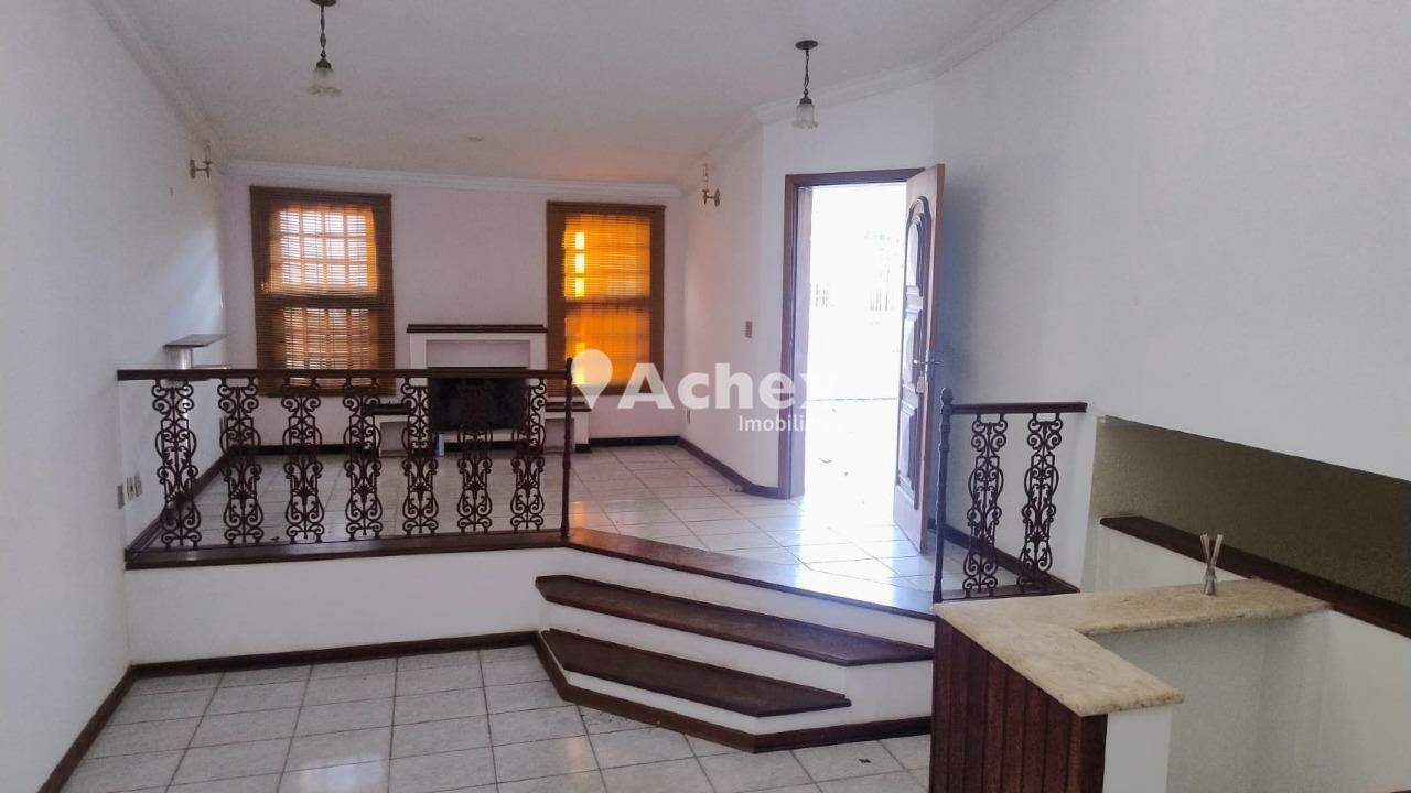 Casa, 4 quartos, 180 m² - Foto 4
