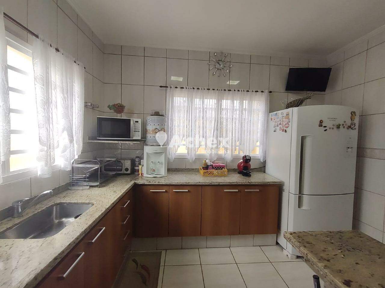 Casa à venda com 3 quartos, 141m² - Foto 21