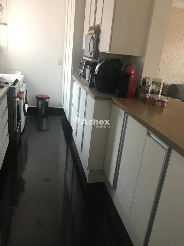 Apartamento à venda com 3 quartos, 76m² - Foto 8