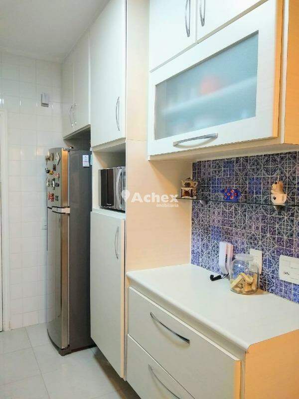 Apartamento à venda com 3 quartos, 87m² - Foto 6