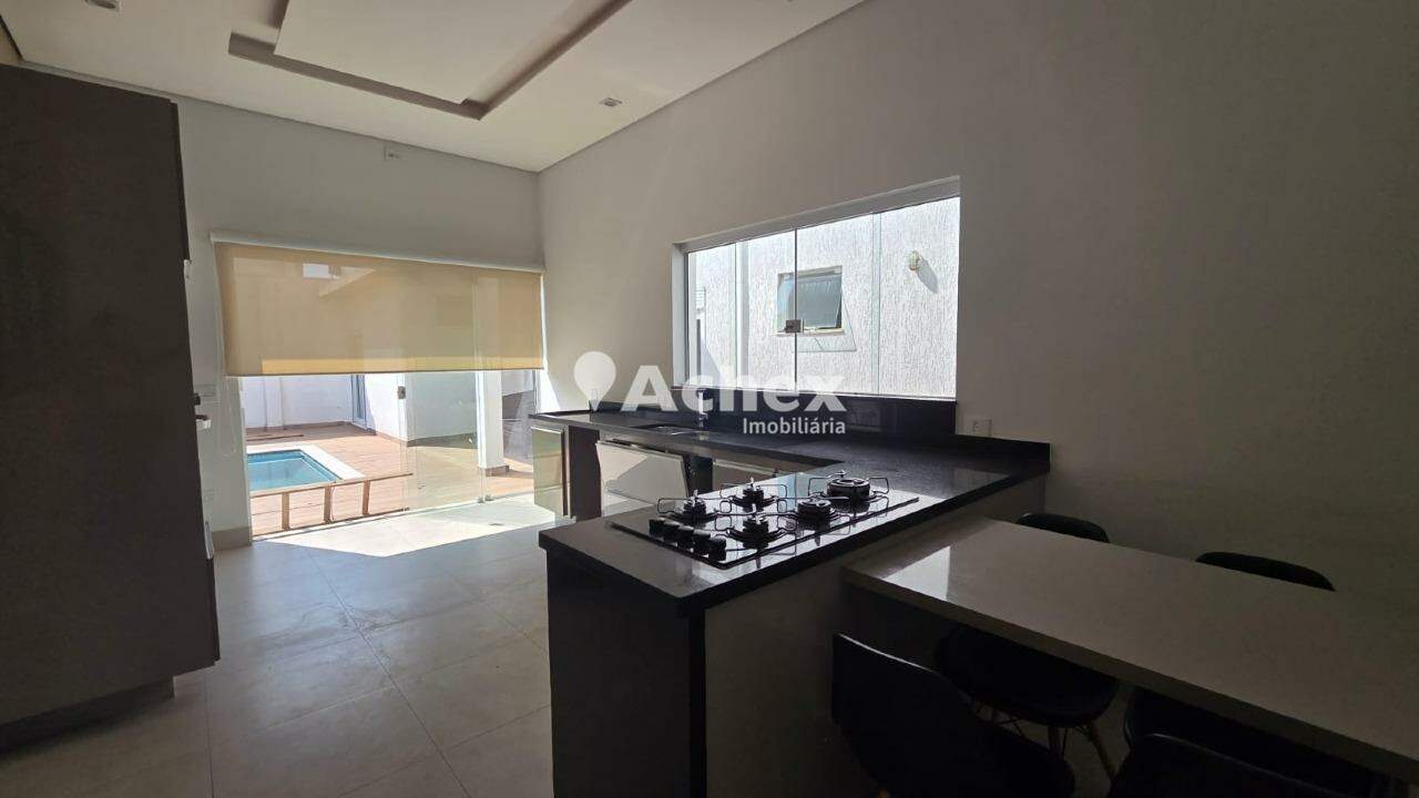 Casa, 3 quartos, 190 m² - Foto 19