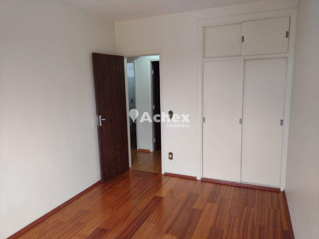 Apartamento à venda com 2 quartos, 76m² - Foto 9