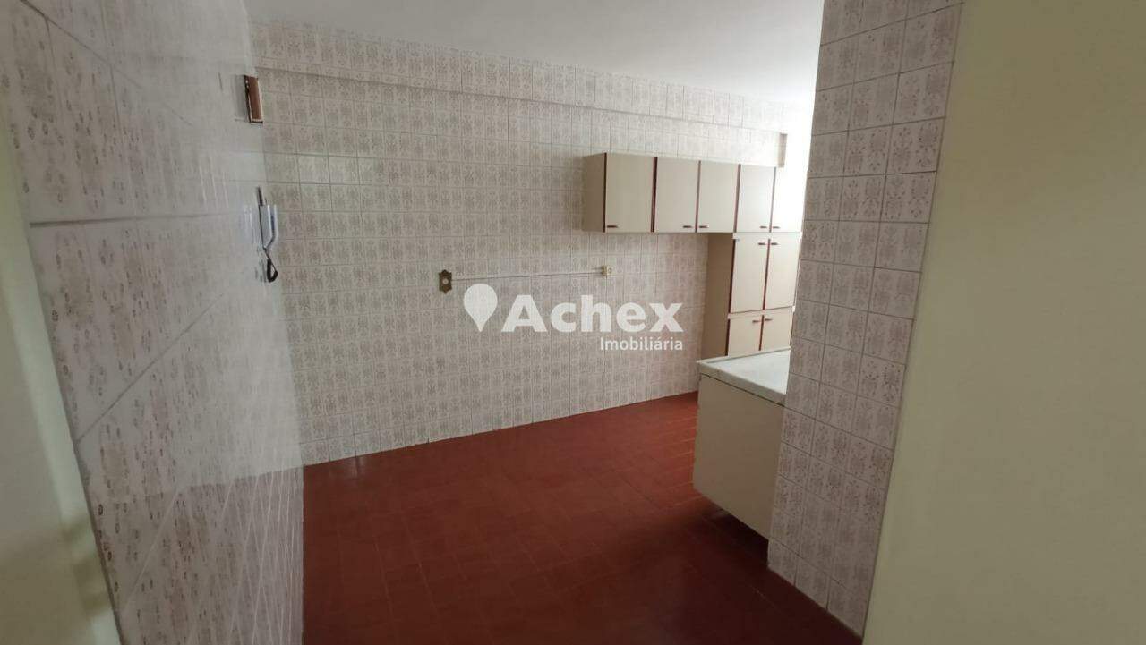 Apartamento à venda com 2 quartos, 76m² - Foto 4