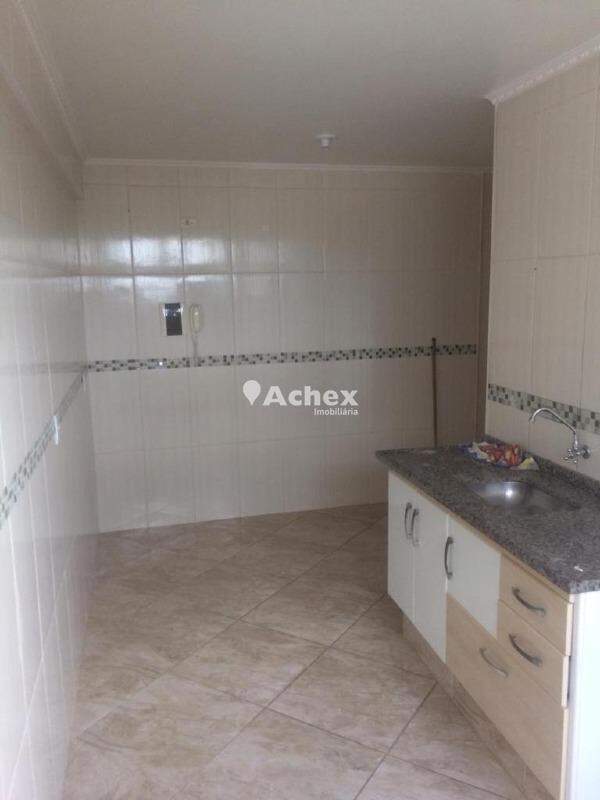 Apartamento à venda com 2 quartos, 72m² - Foto 4