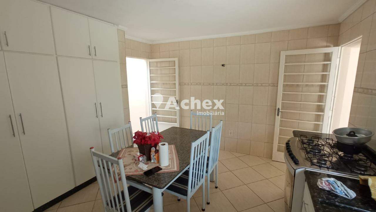 Casa à venda com 3 quartos, 160m² - Foto 16