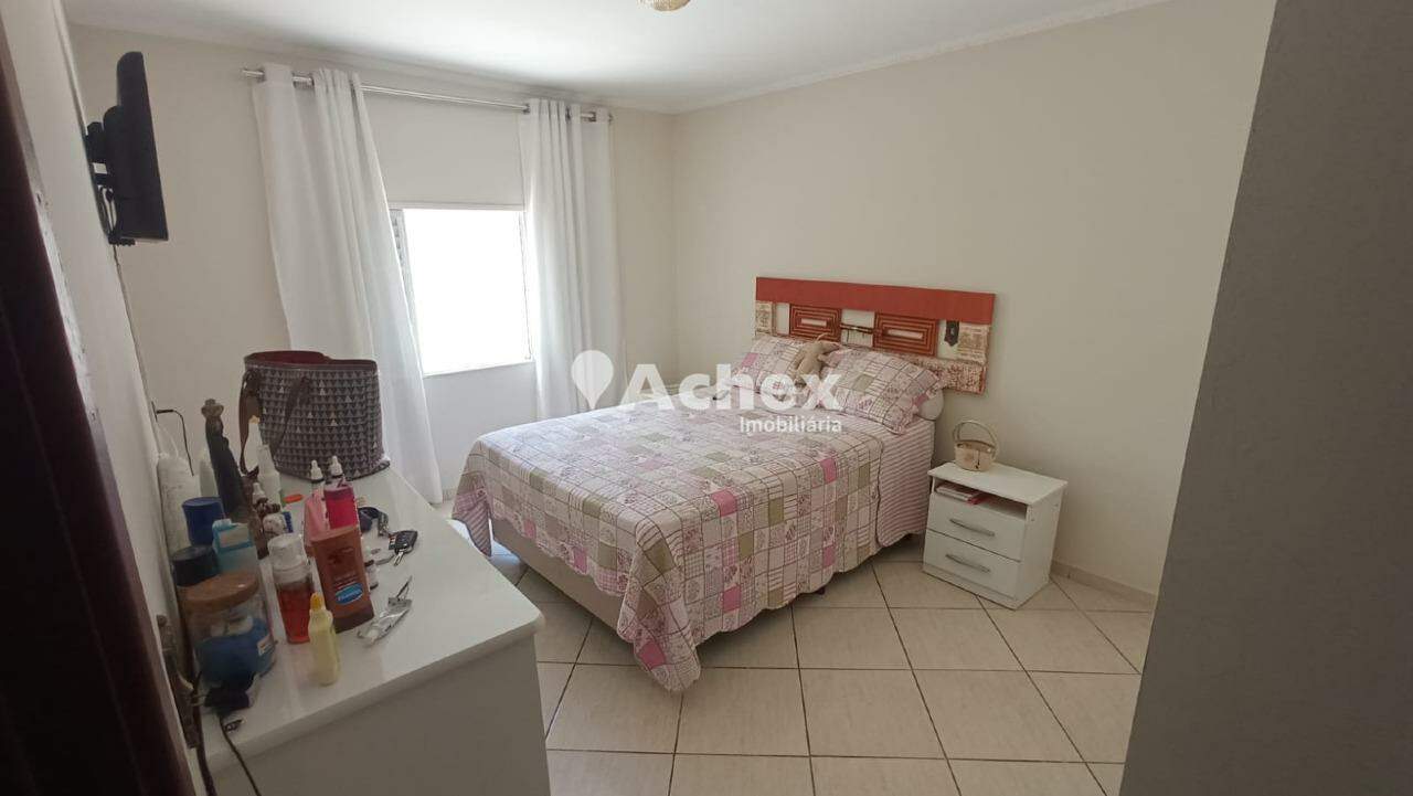 Casa à venda com 3 quartos, 160m² - Foto 15