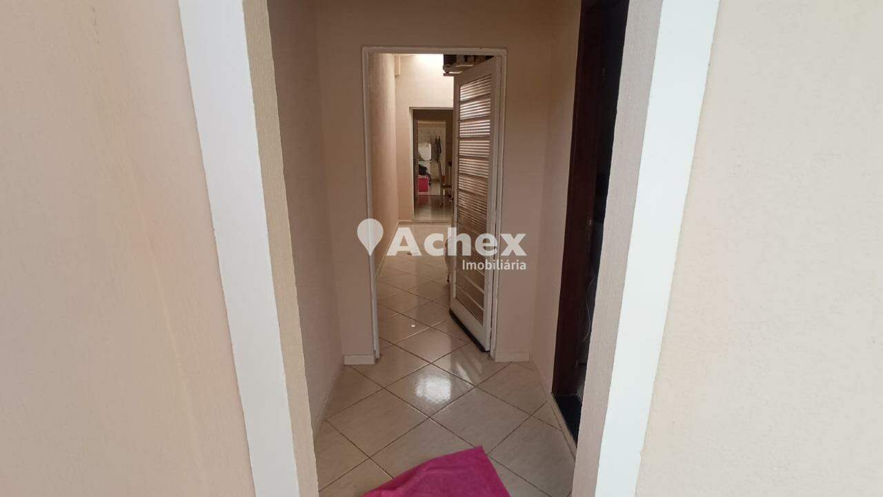 Casa à venda com 3 quartos, 160m² - Foto 3