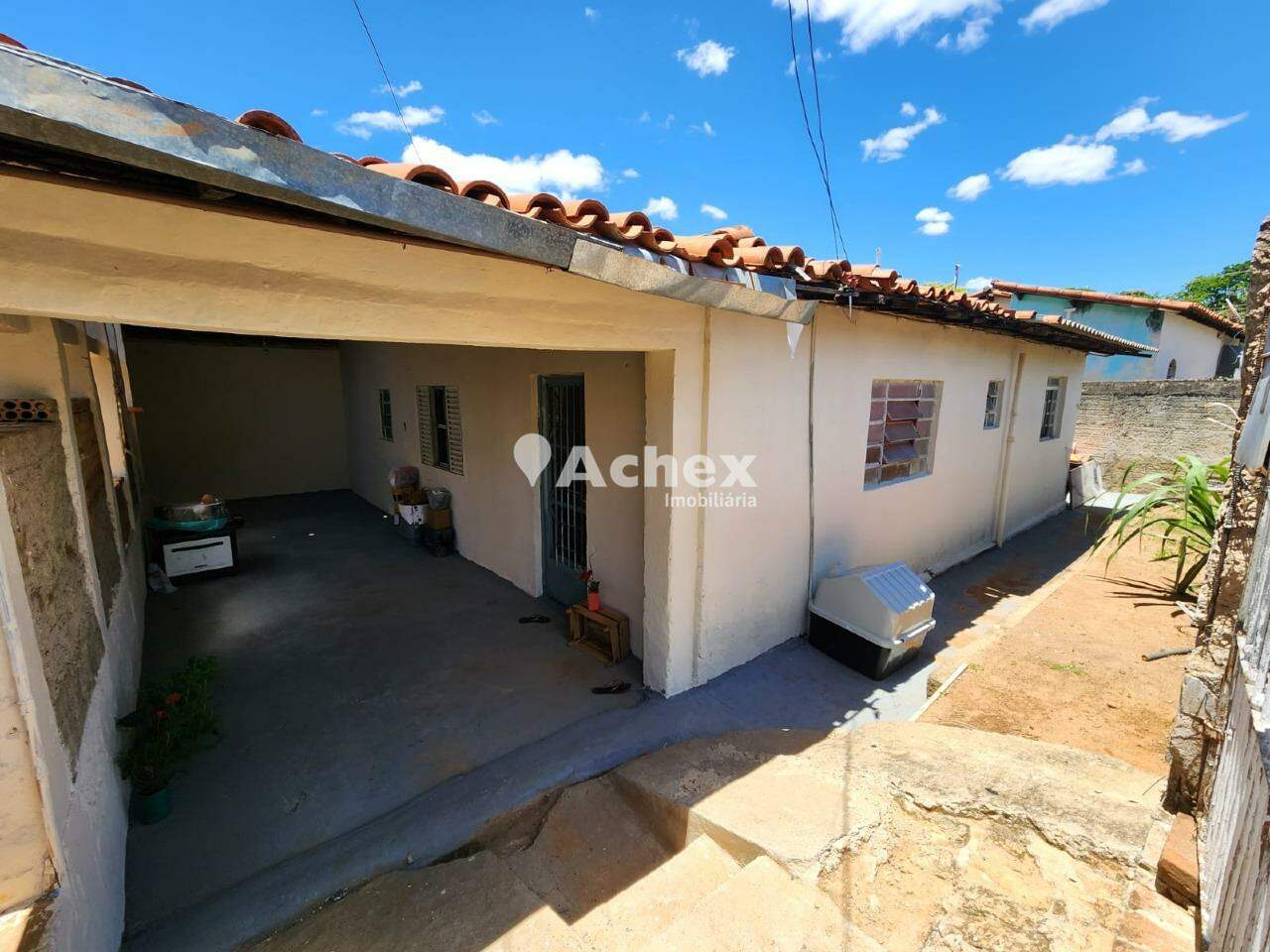 Casa à venda com 1 quarto, 1030m² - Foto 4