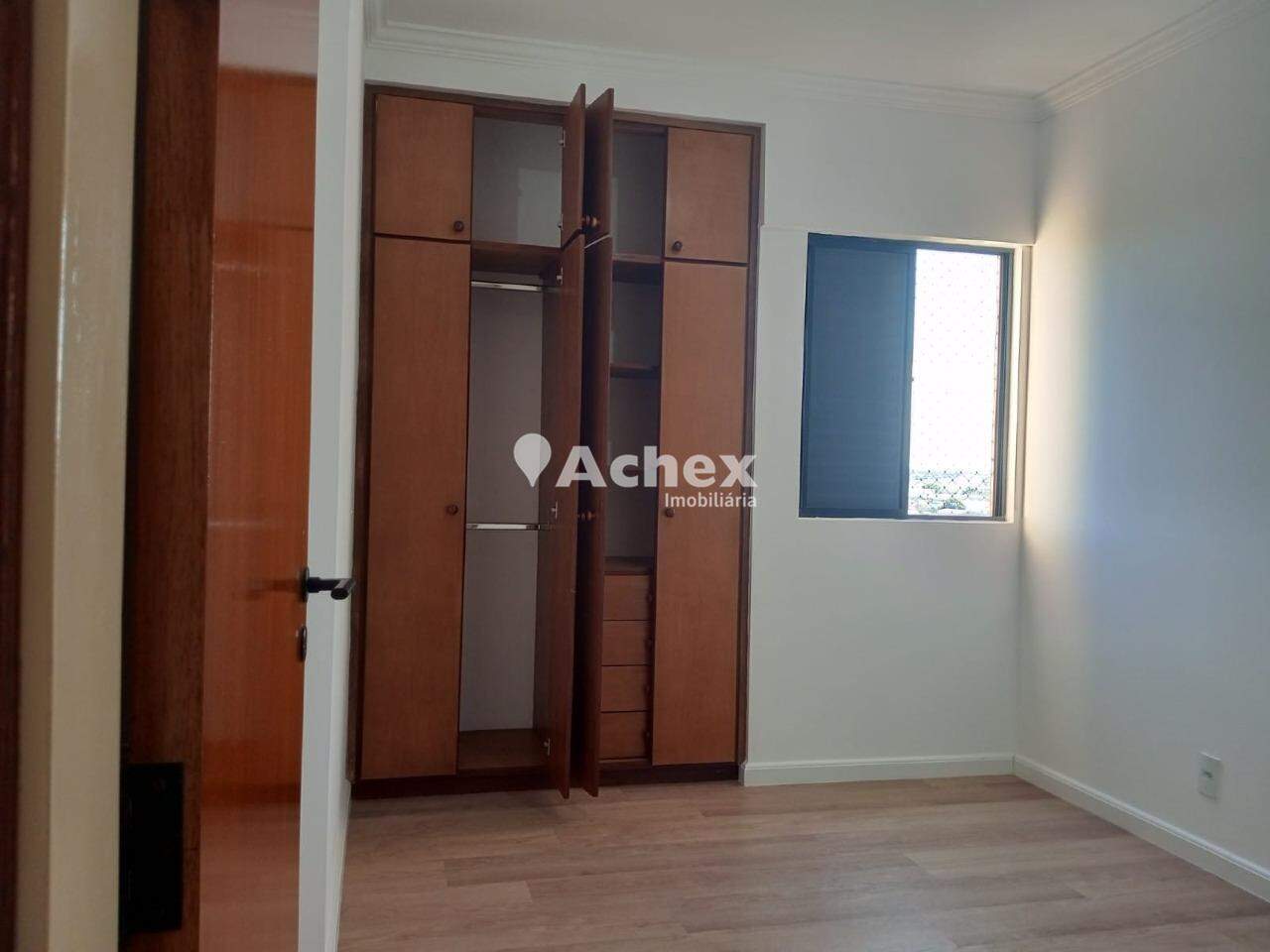 Apartamento à venda com 2 quartos, 75m² - Foto 11