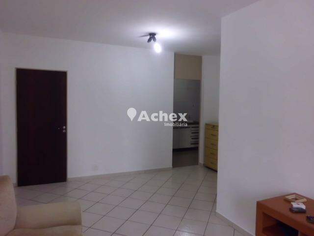 Apartamento à venda com 2 quartos, 67m² - Foto 3