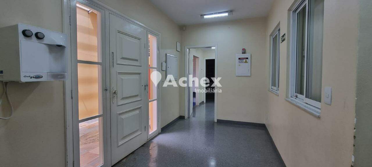 Casa à venda com 3 quartos, 300m² - Foto 5