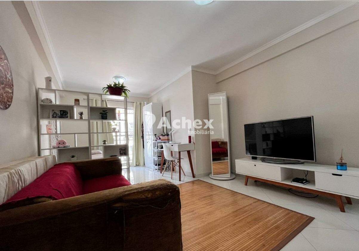 Apartamento à venda com 1 quarto, 45m² - Foto 1