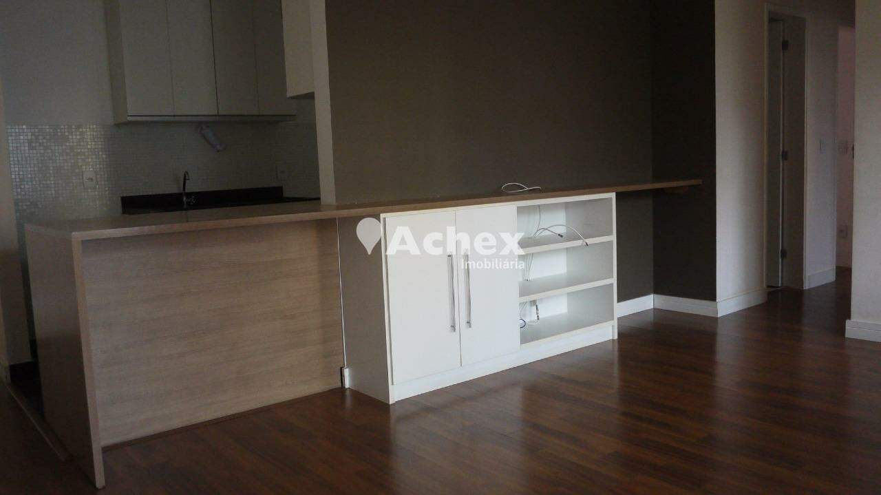 Apartamento à venda com 3 quartos, 74m² - Foto 2