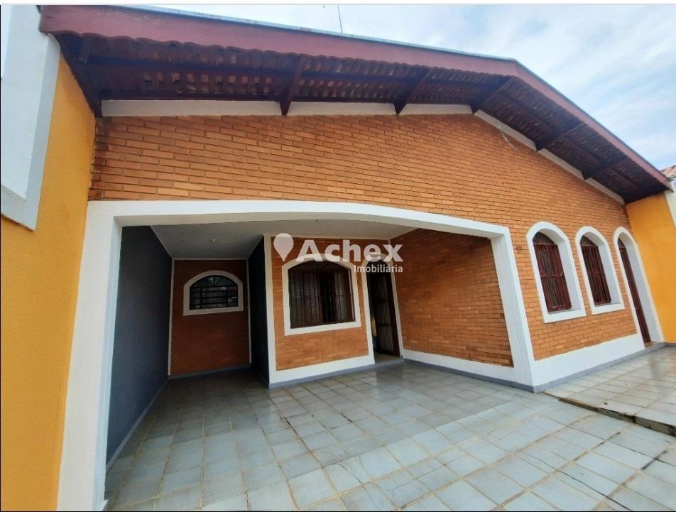 Casa à venda com 2 quartos, 150m² - Foto 1