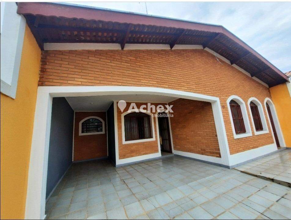 Casa à venda com 2 quartos, 150m² - Foto 2