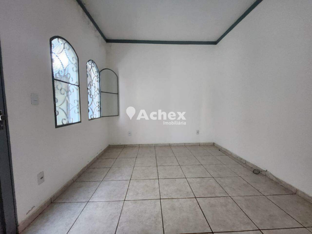 Casa à venda com 2 quartos, 150m² - Foto 5