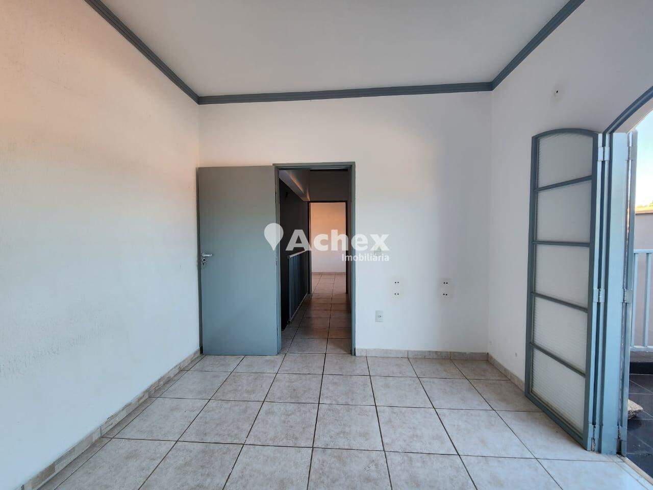 Casa à venda com 2 quartos, 150m² - Foto 19