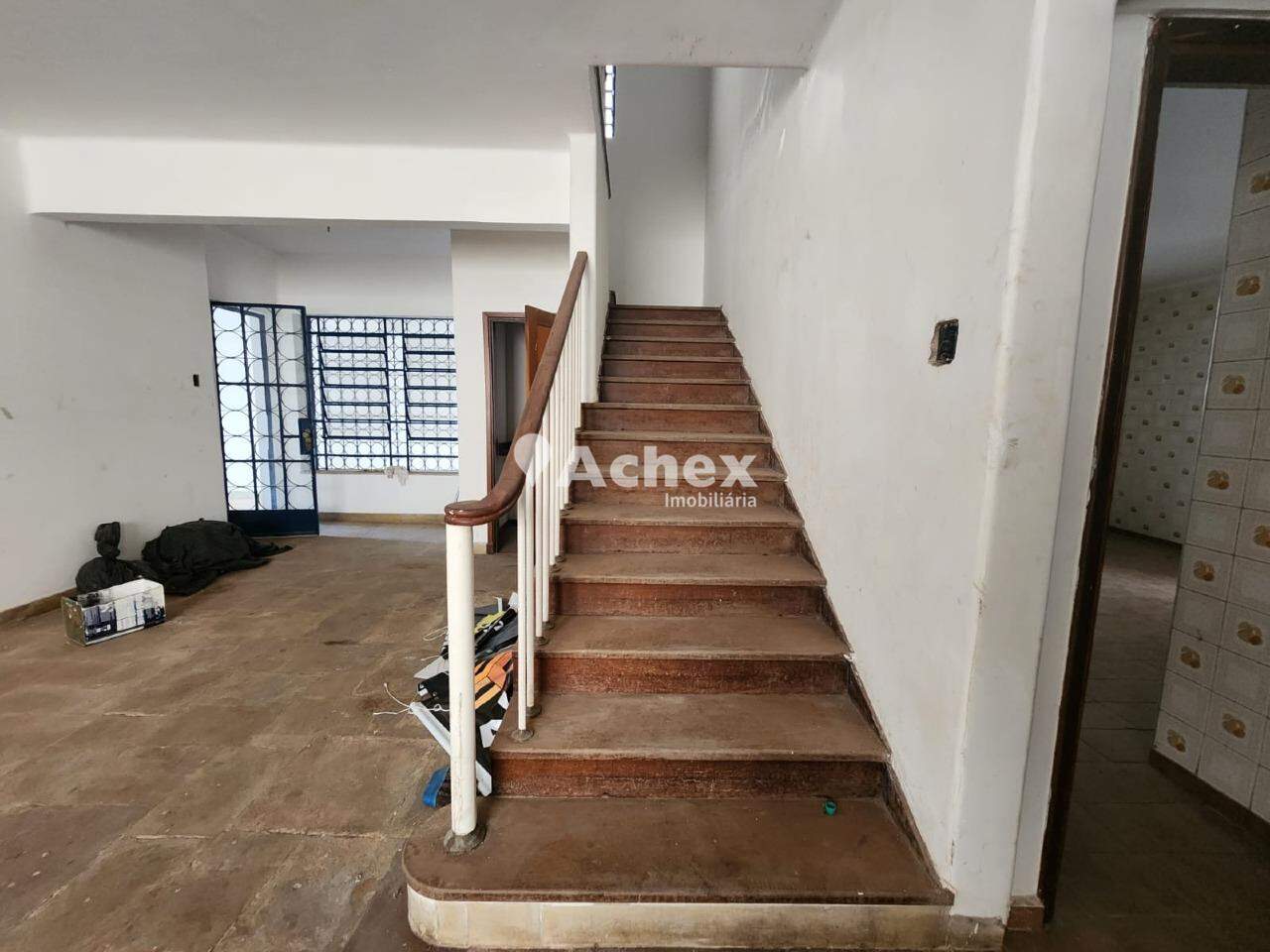 Casa para alugar com 4 quartos, 400m² - Foto 25