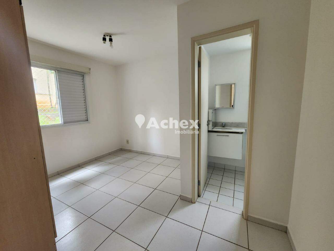 Apartamento para alugar com 3 quartos, 76m² - Foto 3